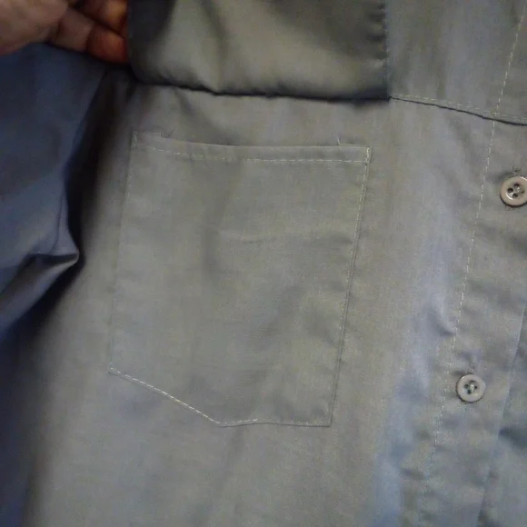 Women's Gray Short Sleeve Button Down Blouse Shirt Size L - Picture 3 of 10